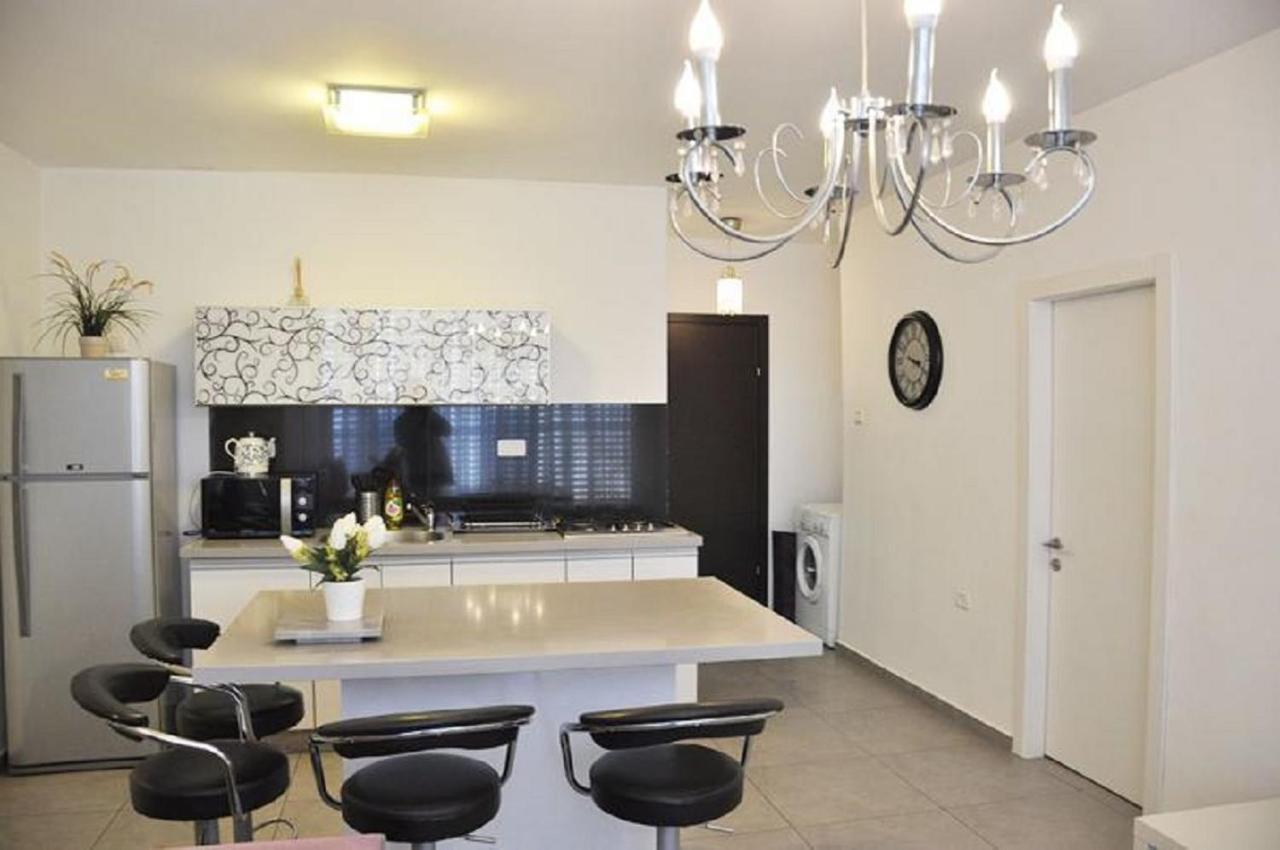 Gk Apartment Harmony Bat Yam Exterior foto